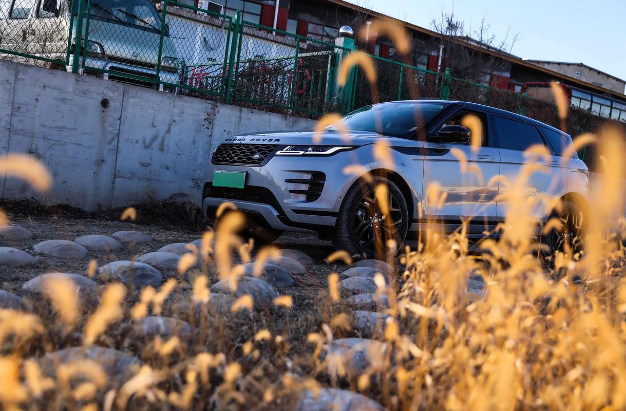 高合汽车智能电动车的未来,路虎以创新科技引领豪华SUV市场